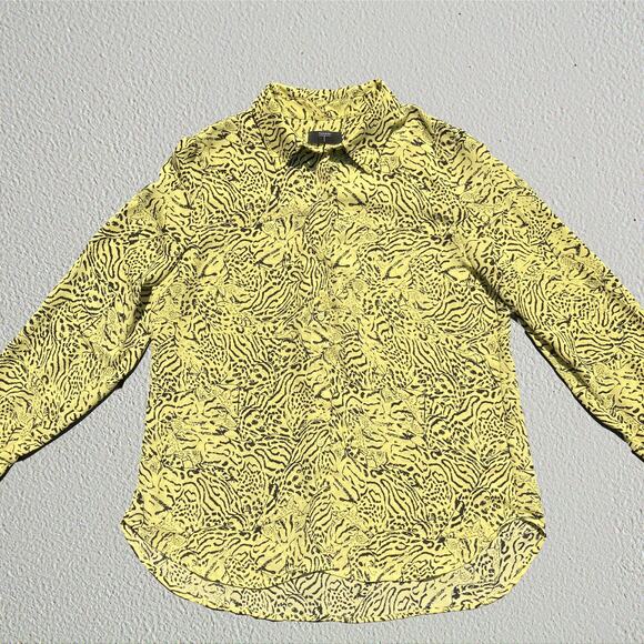 Chartreuse tiger print button up shirt T Tahari - Picture 3 of 7